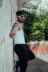 MarkWalker__ It is not pose, it is power Foto 3