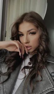 OdetteFay Public Pic 3