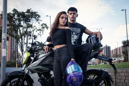 MadissonXMark kullanıcısının Hot bikers albümü -  4 fotoğraf