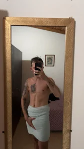 Dylanwhite23_ photos in towel Pic 2