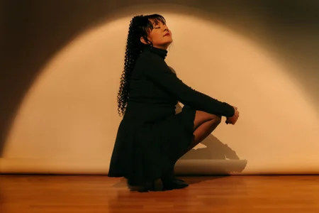 ScarletAbril Lace details and a touch of class 🥂 ✨ Gambar