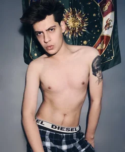 sfw de luckyrodmx  7 Imagens