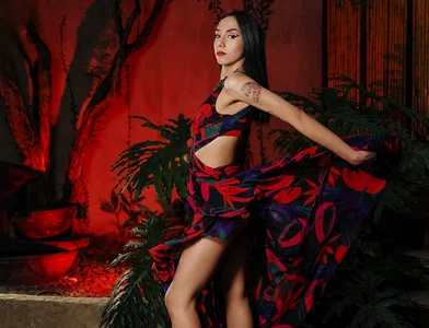 Lindafoxxy Public Immagine  3