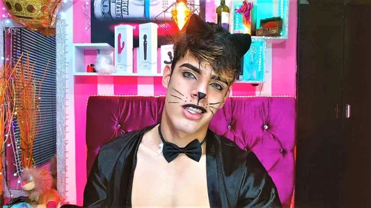angel_sexyevil I AM A MEAOWWW Poză