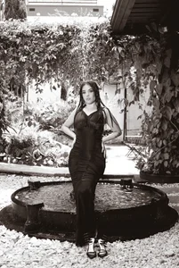 MelanieHudson_ Rain on me Pic