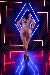 Cherry_lovee Glowing in the dark, burning in the lihgt зображення 7
