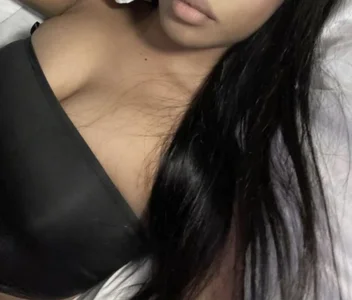 Ashleydepont Public Pic 2