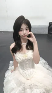 yiyibaby2026 yiyi Hình