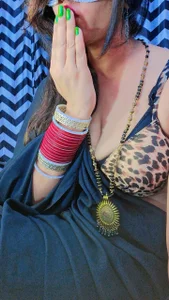 item_GirI Public Pic 6