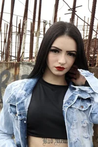 badmelli Public Pic 4