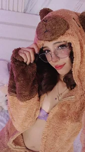SabrinaAndrews Do you like my capybara costume? lol🐻 صورة واحدة|SabrinaAndrews Do you like my capybara costume? lol🐻 صورتان|SabrinaAndrews Do you like my capybara costume? lol🐻  2 صور|SabrinaAndrews Do you like my capybara costume? lol🐻  2 صورة
