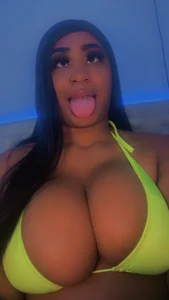KimberlyBigBoobs ahegao👀 Pic 4