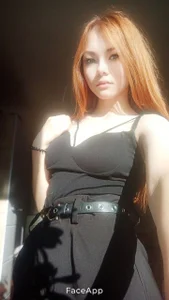 VelvaVasso Public Poză 3