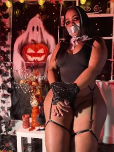 sweetebony_970 HALLOWEN 2025 Foto 8