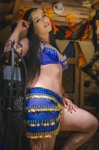 victoria_cooper3 Halloween - 2023 🍂🦇🧛‍♀️ Pic 3