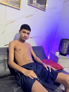 Boys_twink_hot69 Twin Billede 3