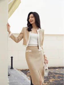 Genz_Student Public Hình 6