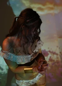 EmilyJuarez Public зображення 8