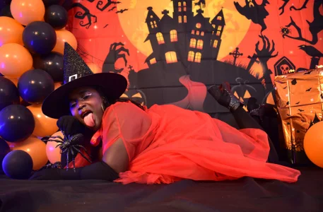 Red Ridding Hood Girl od YHENDELYN_STONE  3 snímek