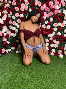 Emma_ster In the flowers 🌹❤️ 06/09/26 รูป  3