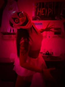 arianaa_tompsoon Happy Halloween🧟‍♀️ Pic 8