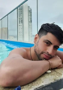 bradley_muscleのPublicの枚の写真