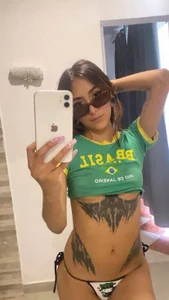 Violeth_00 ❤  2টি ছবি