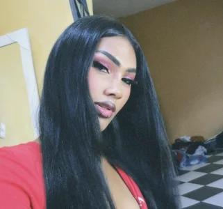 cristinamontiel Violeta👑 Foto 2