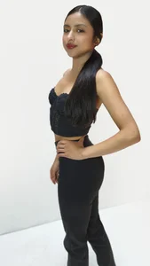 Alanna_Thompson_ Public Pic 3
