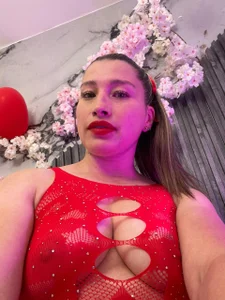 Mia_Backer07 red lingerie Pic