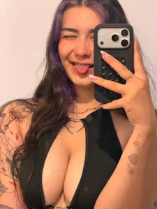 Bonnie_Rider looking sexy Billede