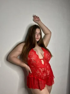 MargaretRoyy Hows red looking on me? Foto