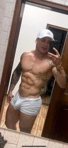 JeremyLane's XXX Nude Photo 1