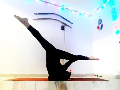 Goddess_InannaMy shoulder stand图片