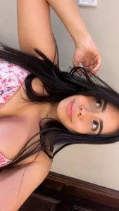 RenataLeclair Public Pic