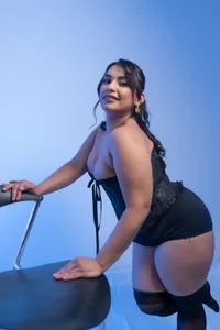 Lia_Blake_ A real lady 🌸 Immagine  4