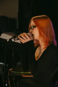 Emma_Dusk I'm for you Hình 3