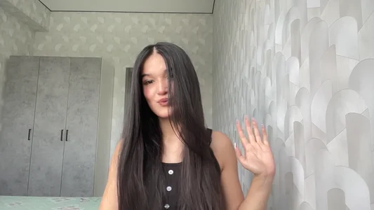 LisetteParajon Say hello to me👋 Pic 2