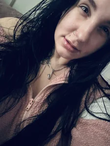 menaceswife My photos Pic 3