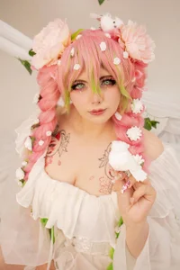 AlyssaRomanova Mitsuri Kanroji Gambar 4