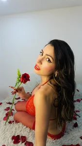 Kendal_Mosk Valentine's Day Pic 2