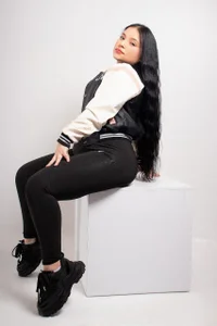 isabel_24_gil Public 圖片 3