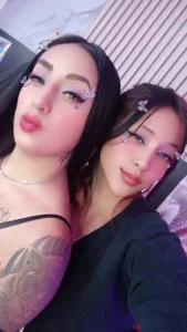 Zoe_Roxane Public Pic 8