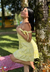 MiaaFarrel 🧺🍓✨ THIS WAS MY SPECIAL 100K PICNIC PHOTOSHOOT! 🎉💖 Thank you for being part of this beautiful jo зображення 5