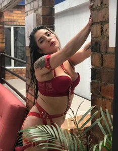 I want you to be my slave 💋 de Baikersmegan  3 Imagens