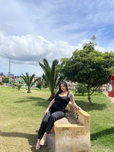 DanielaZavarce_ A bit of me  8টি ছবি