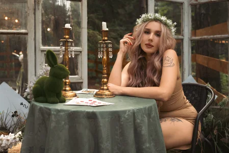 LianaFord Baby in Wonderland Poză 3