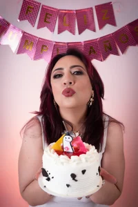 Happy birthday to me 💥🎉 de Victoria_Adamns  6 Imagens