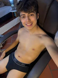 Andrew_sexy01のYour like my smile?の枚の写真