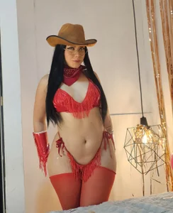 aly_nucita_ kullanıcısının Mybhappy birthday albümü -  3 fotoğraf